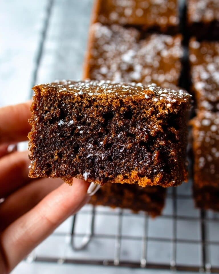 Vegan Gingerbread Cookie Bars Recipe