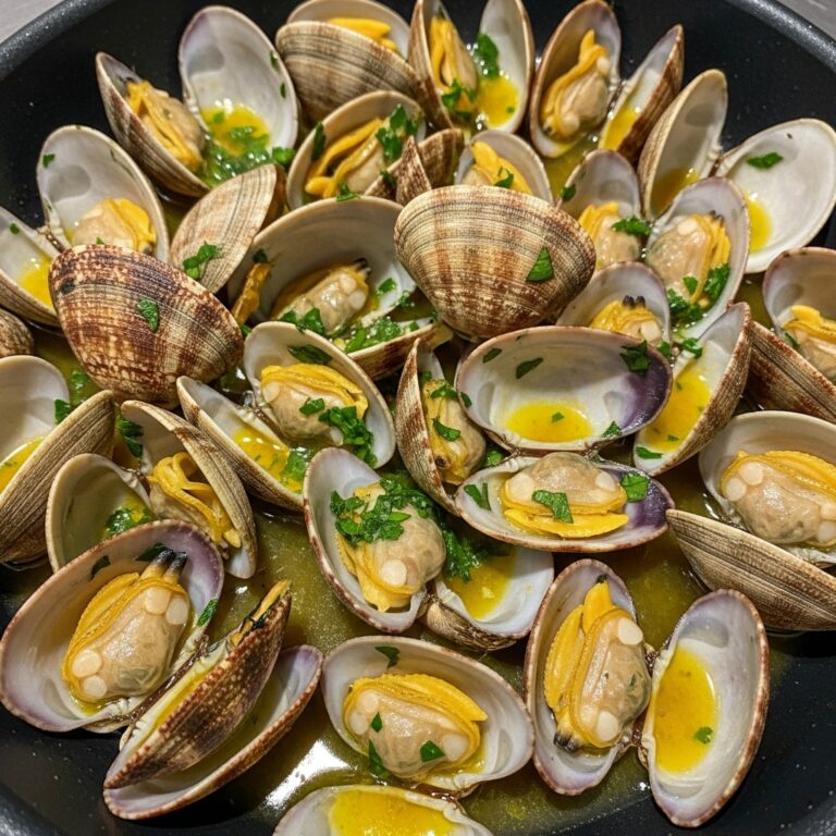 Garlic Butter Clams with White Grape Juice and Parsley Recipe